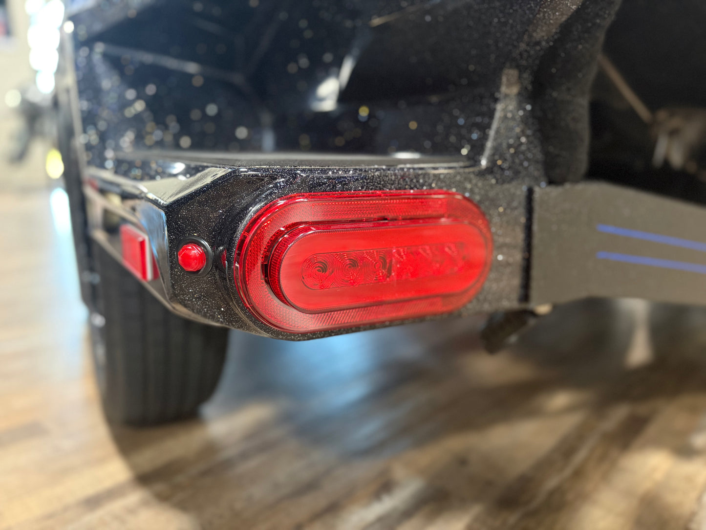 SKEETER LED TRAILER BRAKE LIGHT