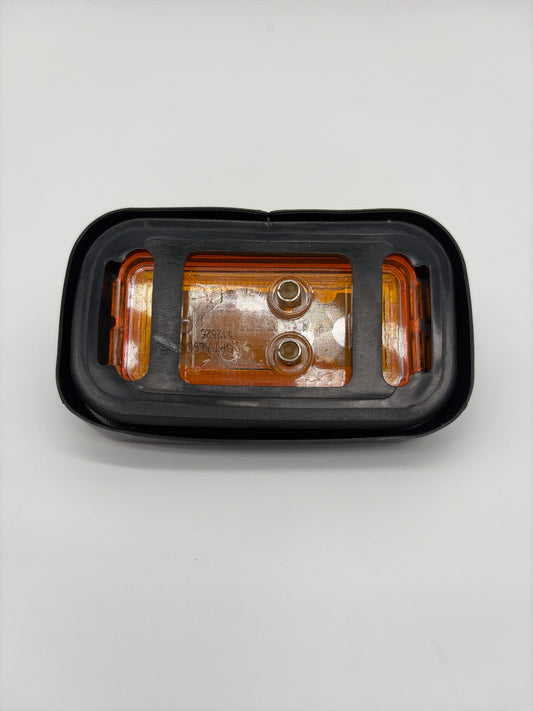 SKEETER TRAILER SIDE AMBER MARKER LIGHT FLAT GROMMET